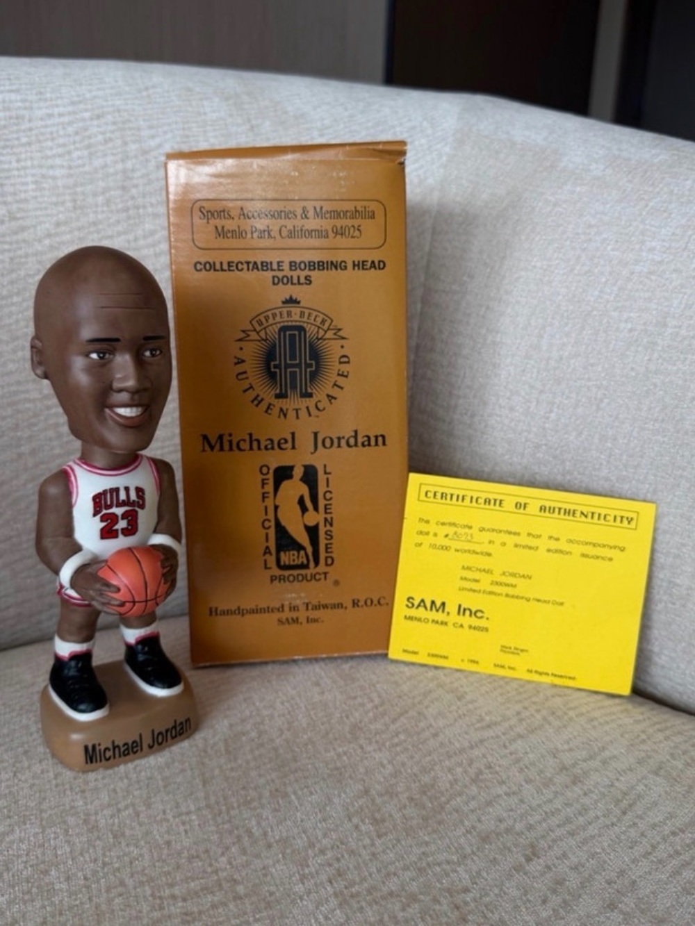 1994 Michael Jordan Upper Deck Authenticated UDA Bobblehead w/ Certificate